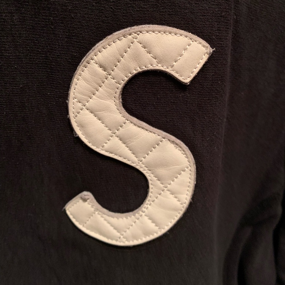 Supreme Quilted S Logo Hooded Sweatshirt Black White Size XL SS20 - Picture 2 of 4